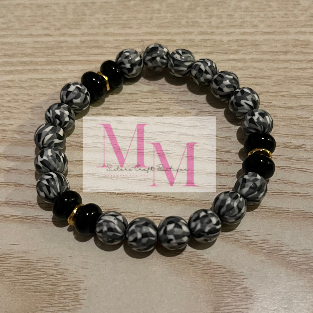 Men's black and white bracelet